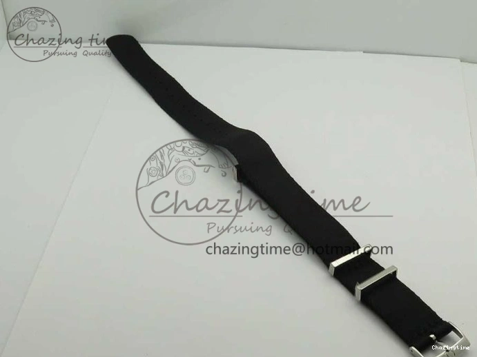 0227 HighQuality Seamaster 300M Chronometer SS Black OMF 1:1 Best Edition on SS Bracelet A2824 (Black Balance Wheel) V 7954